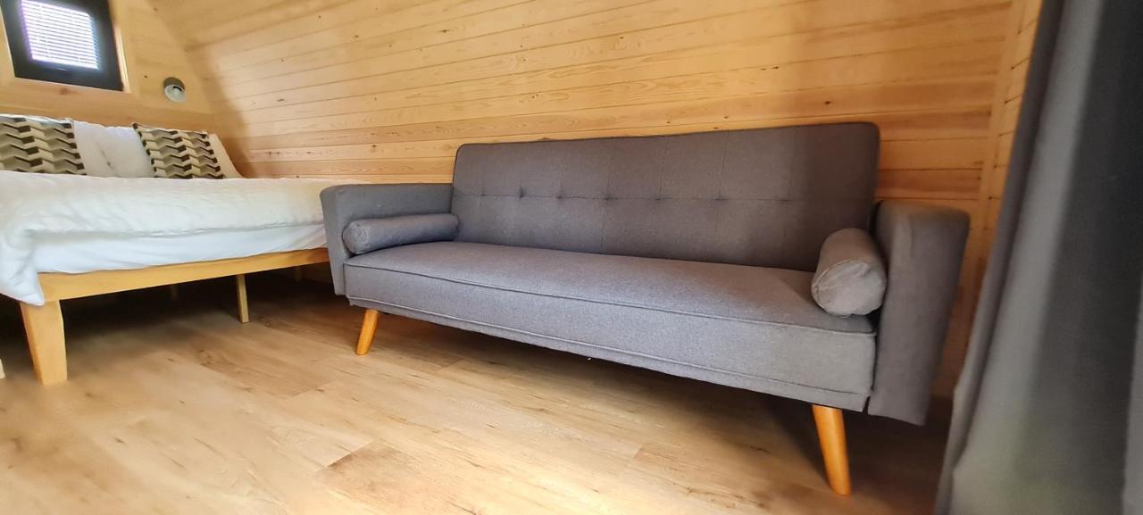 Отель Habberley Glamping Pods Шрусбери Экстерьер фото