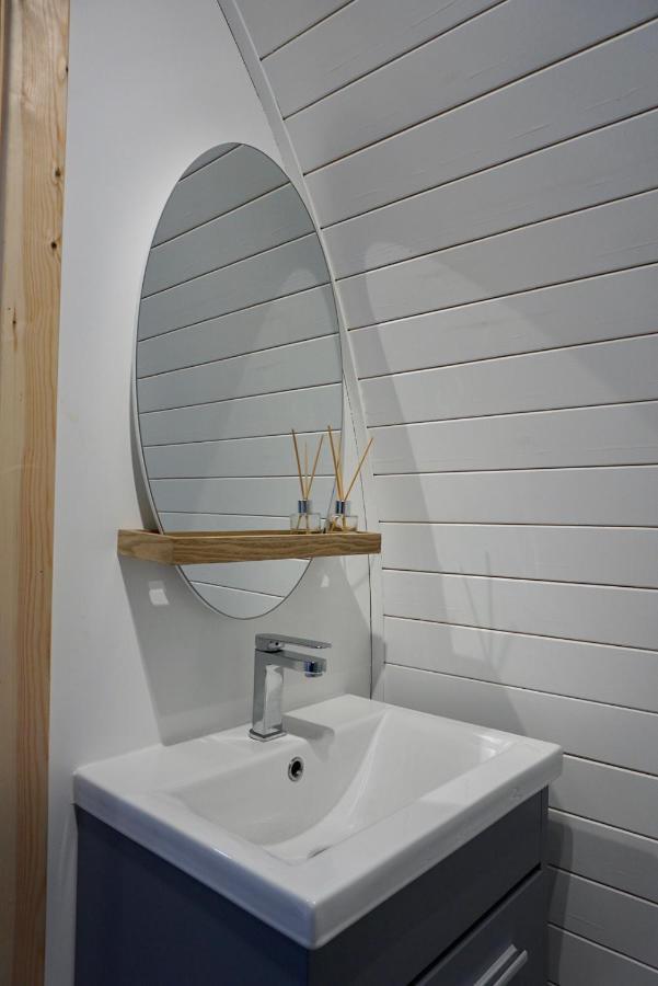 Отель Habberley Glamping Pods Шрусбери Экстерьер фото